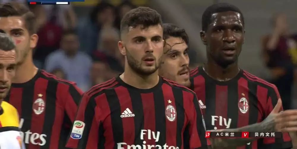  AC米兰补时阶段连入两球，惊险拿下三分保住排名